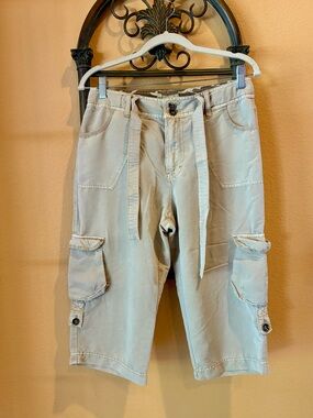 Khakis Capris Pants